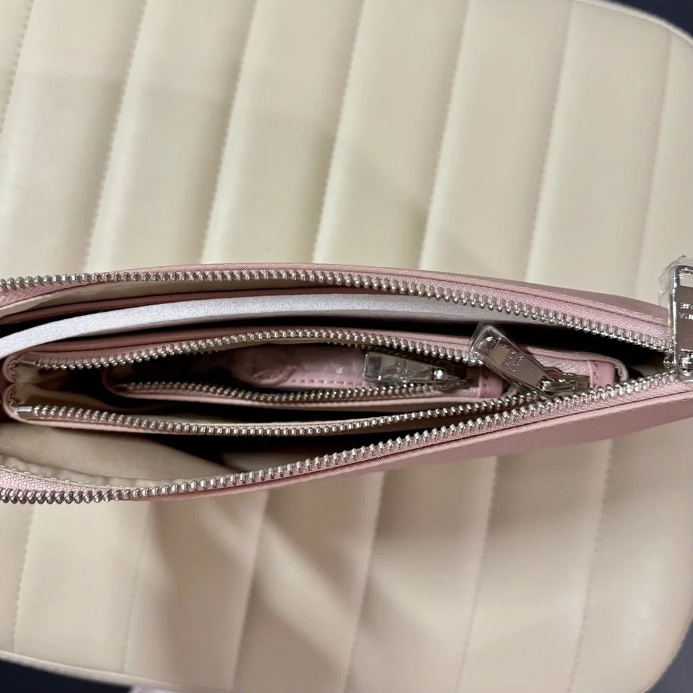 Mina Baie Blush Pouch Set - Picture 2 of 3